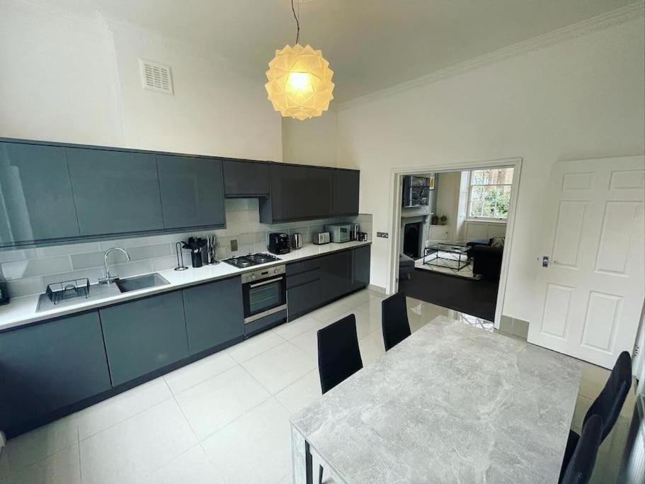 Luxury 2 Bed Flat In Inslington Apartment London Exterior photo